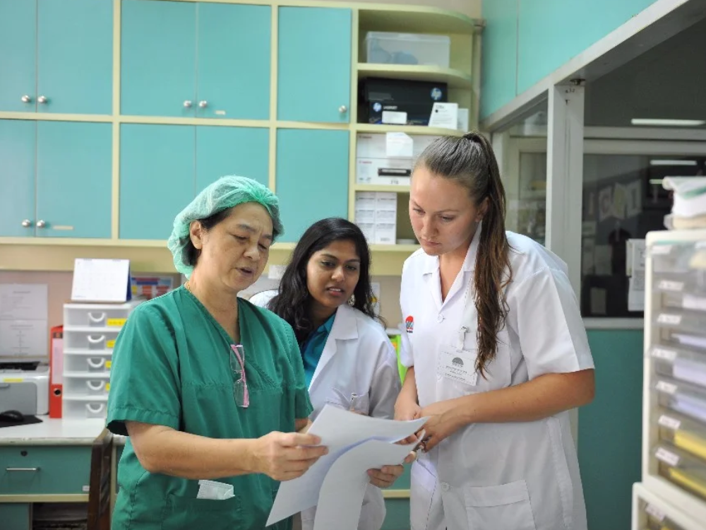 Why Choose Med Trips for Your Medical Internship Abroad