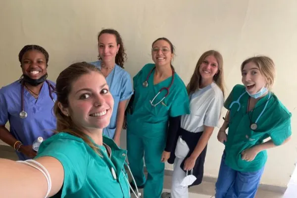 Medical Internship in Kenya with Med Trips
