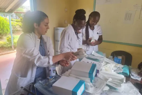 Medical Internship in Kenya with Med Trips